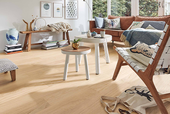Czy podłoga drewniana narzuca konkretny styl?